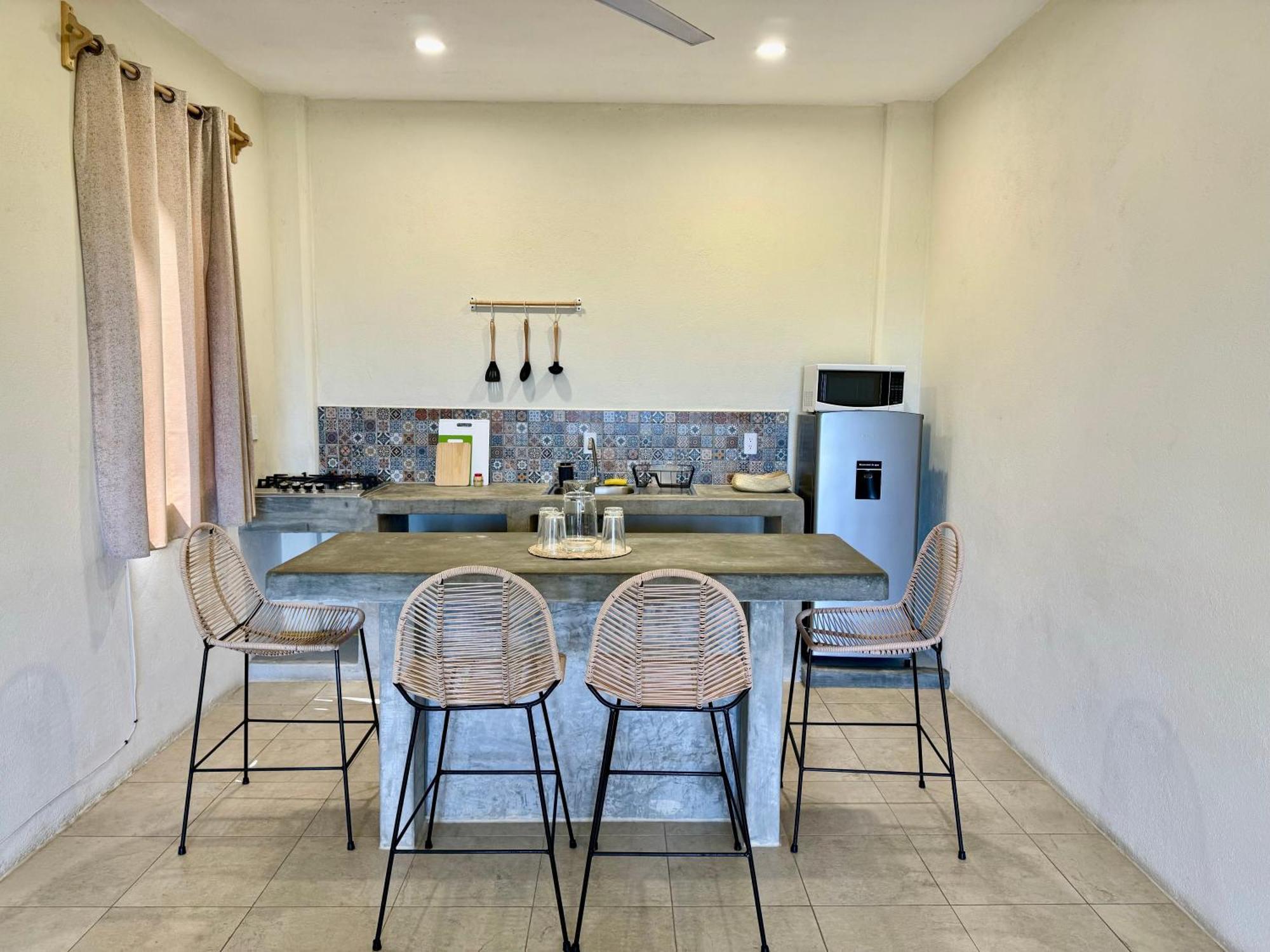 Casa Zianda - Amplios Apartamentos Con Vista Al Mar - A 7 Minutos Caminando De Playa Zicatela Brisas de Zicatela Ngoại thất bức ảnh
