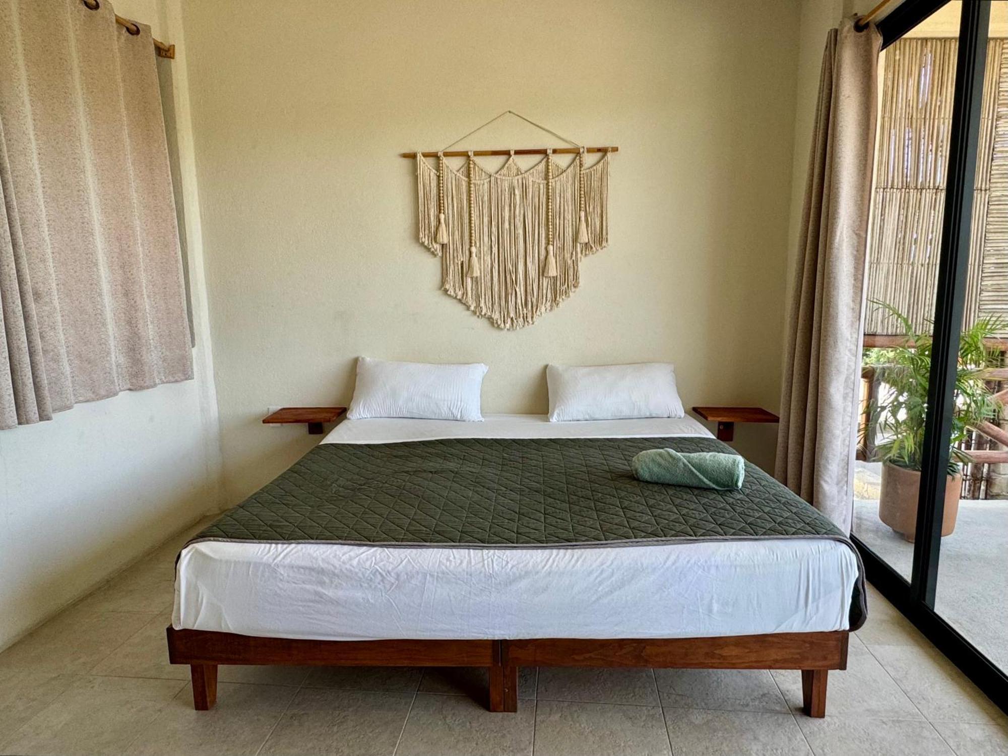 Casa Zianda - Amplios Apartamentos Con Vista Al Mar - A 7 Minutos Caminando De Playa Zicatela Brisas de Zicatela Ngoại thất bức ảnh